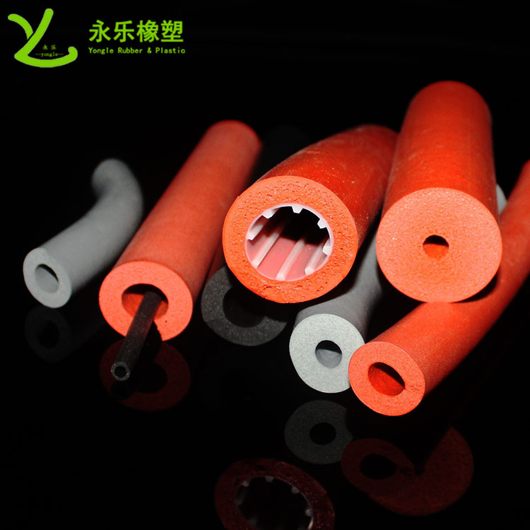 發(fā)泡硅膠管，擠出發(fā)泡硅膠管，耐高溫發(fā)泡硅膠管